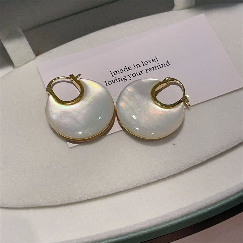 Natural Double-sided White Personalized Fashionable Commuting Earrings